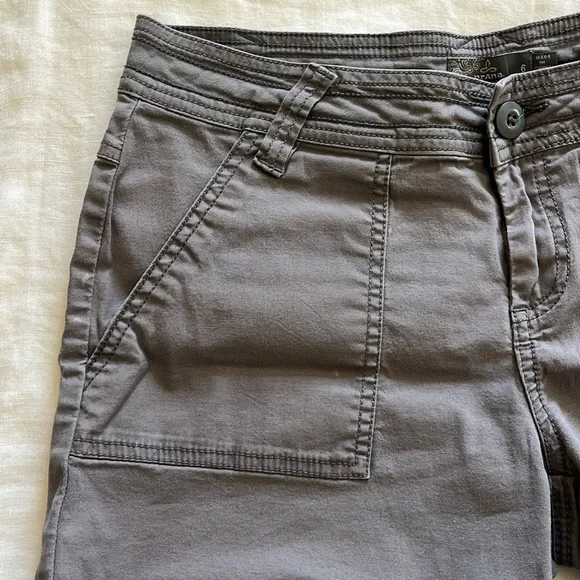 Prana Gray Women's Shorts - Picture 4 of 4